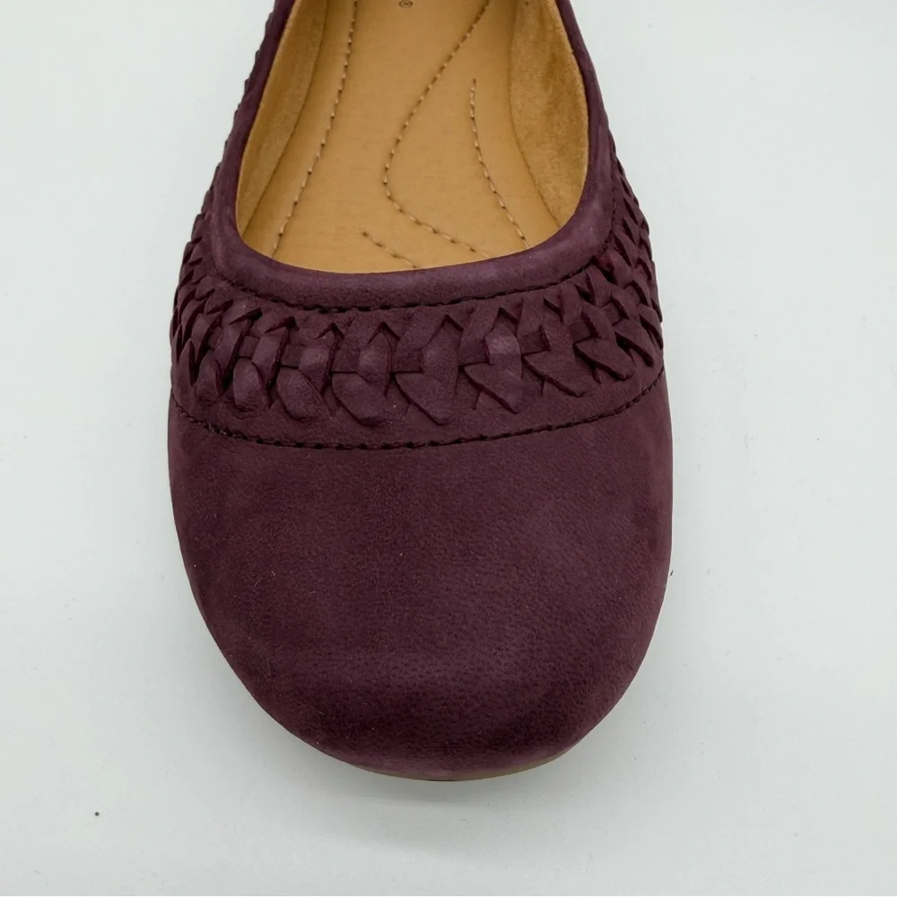 Earth Jett Comfort Ballet Flats Nubuck Suede Woven Detail Purple Burgundy 8 NEW